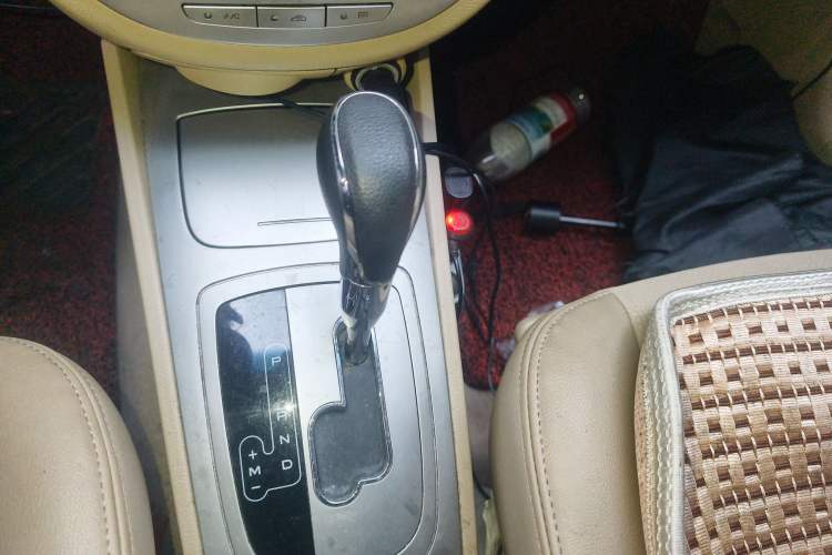 Used Buick Excelle 2013 1.5L Automatic Classic Model Gear Lever