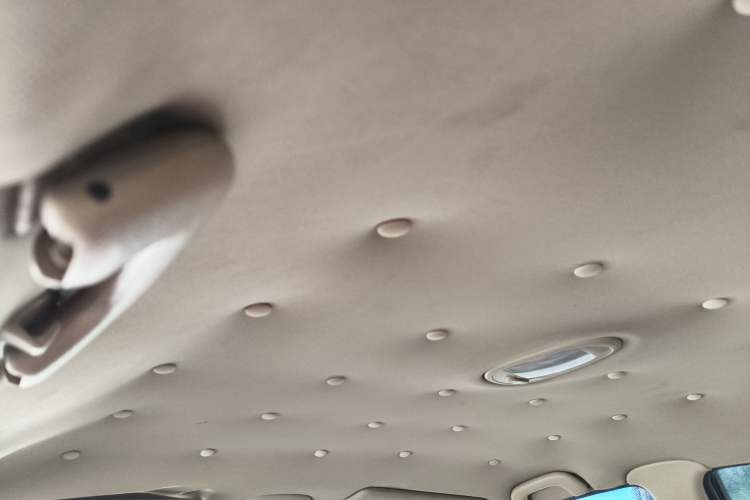 Used Buick Excelle 2013 1.5L Automatic Classic Model Headliner