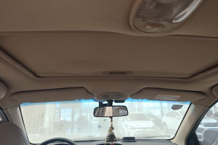 Used Buick Excelle 2013 1.5L Manual Classic Model Headliner