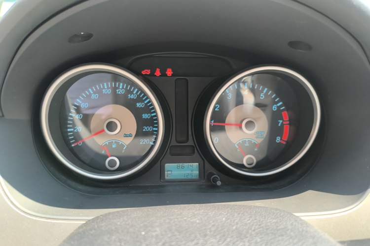 Used Buick Excelle 2013 1.5L Automatic Classic Model Instrument Cluster