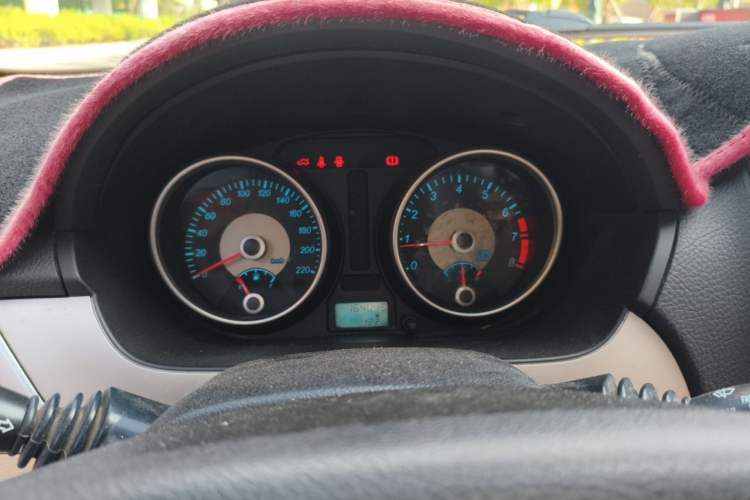Used Buick Excelle 2013 1.5L Manual Classic Model Instrument Cluster
