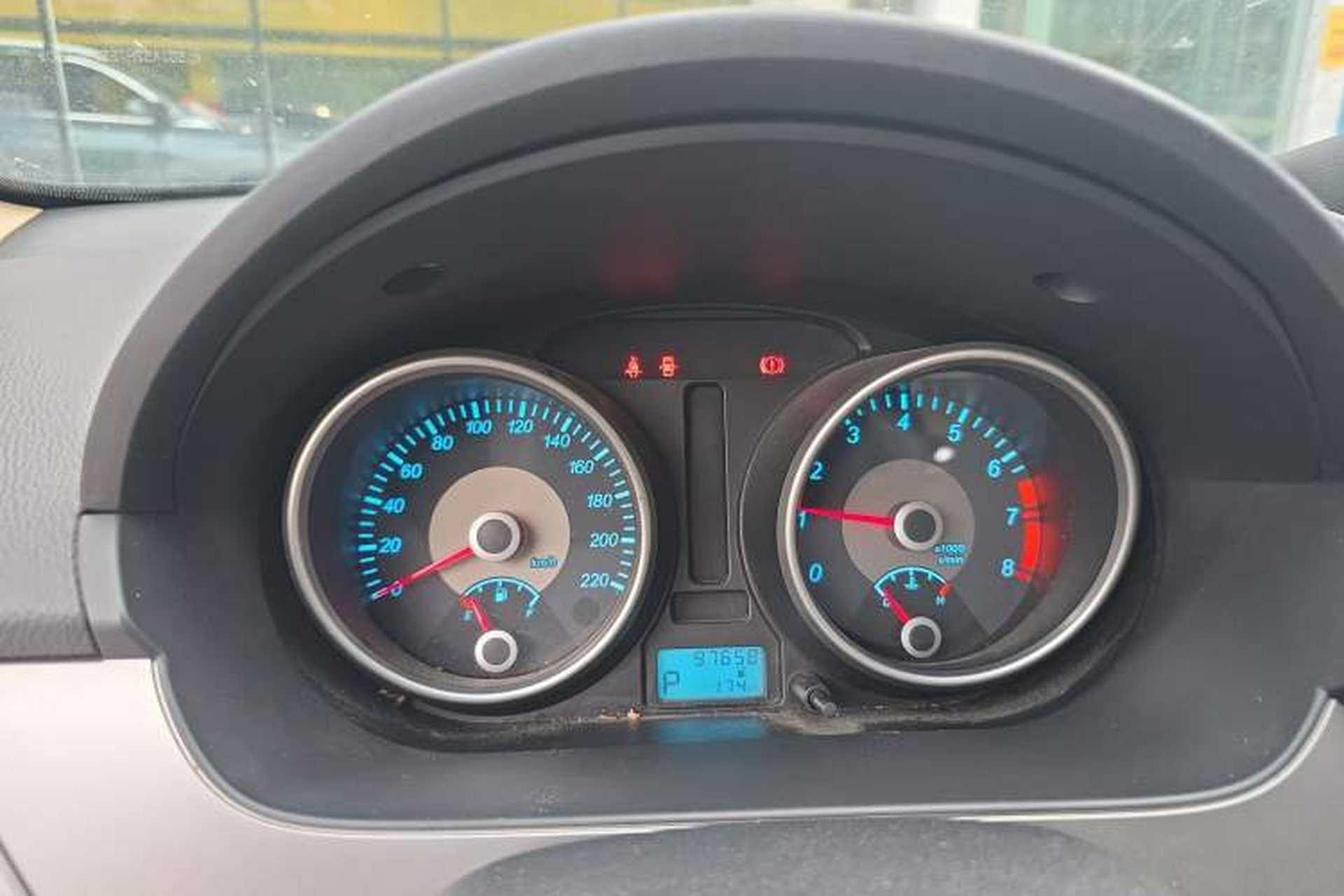 Used Buick Excelle 2013 1.5L Automatic Classic Model Instrument Cluster