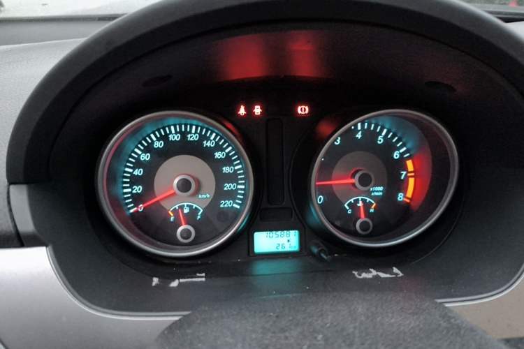 Used Buick Excelle 2013 1.5L Manual Classic Model Instrument Cluster