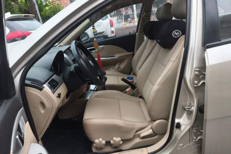 Used Buick Excelle 2013 1.5L Manual Classic Model Left Front Seat