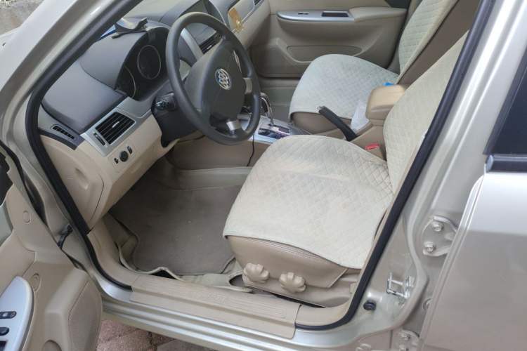 Used Buick Excelle 2013 1.5L Automatic Classic Model Left Front Seat