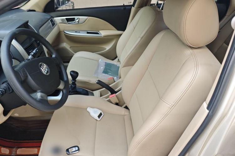 Used Buick Excelle 2013 1.5L Manual Classic Model Left Front Seat