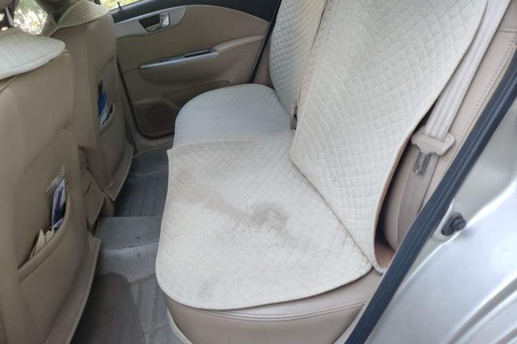 Used Buick Excelle 2013 1.5L Automatic Classic Model Left Rear Seat