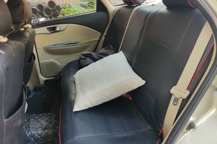 Used Buick Excelle 2013 1.5L Automatic Classic Model Left Rear Seat