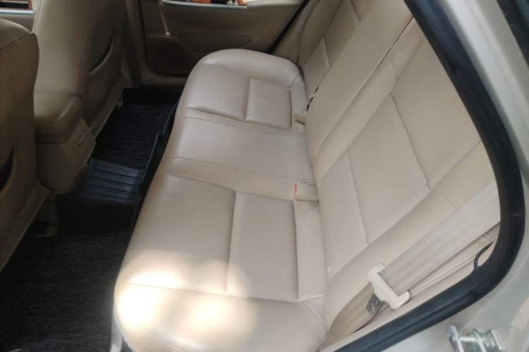 Used Buick Excelle 2013 1.5L Manual Luxury Model Left Rear Seat