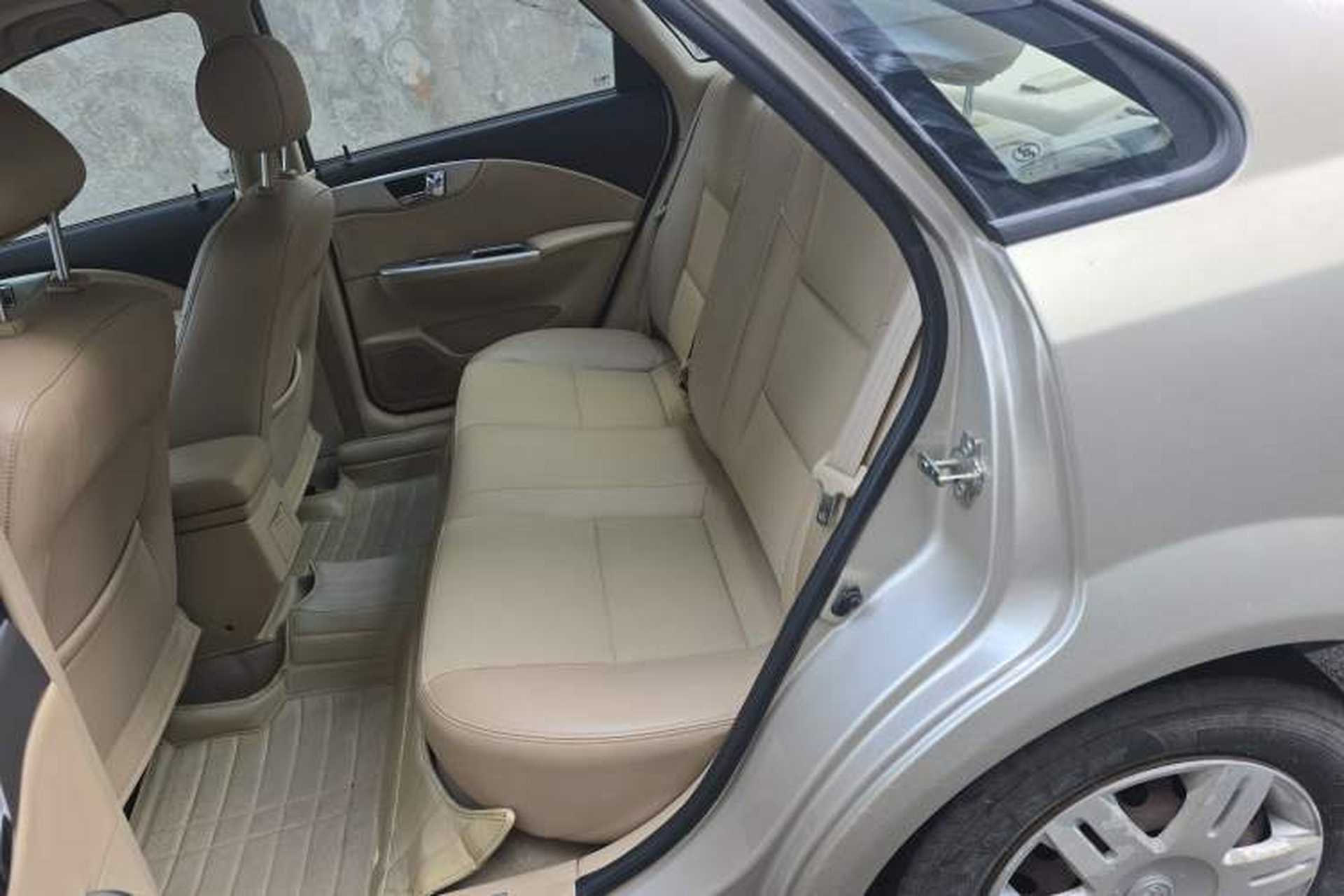 Used Buick Excelle 2013 1.5L Manual Classic Model Left Rear Seat
