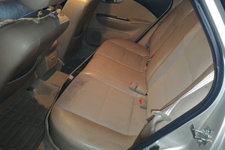 Used Buick Excelle 2013 1.5L Automatic Classic Model Left Rear Seat