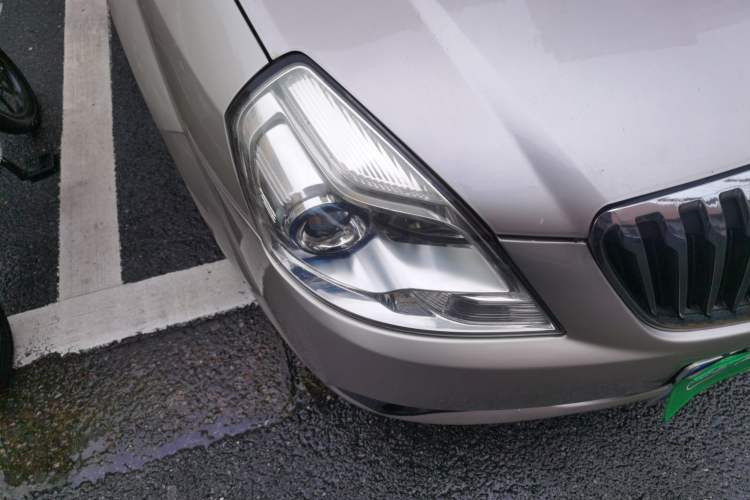 Used Buick Excelle 2013 1.5L Automatic Luxury Model Right Front Headlight