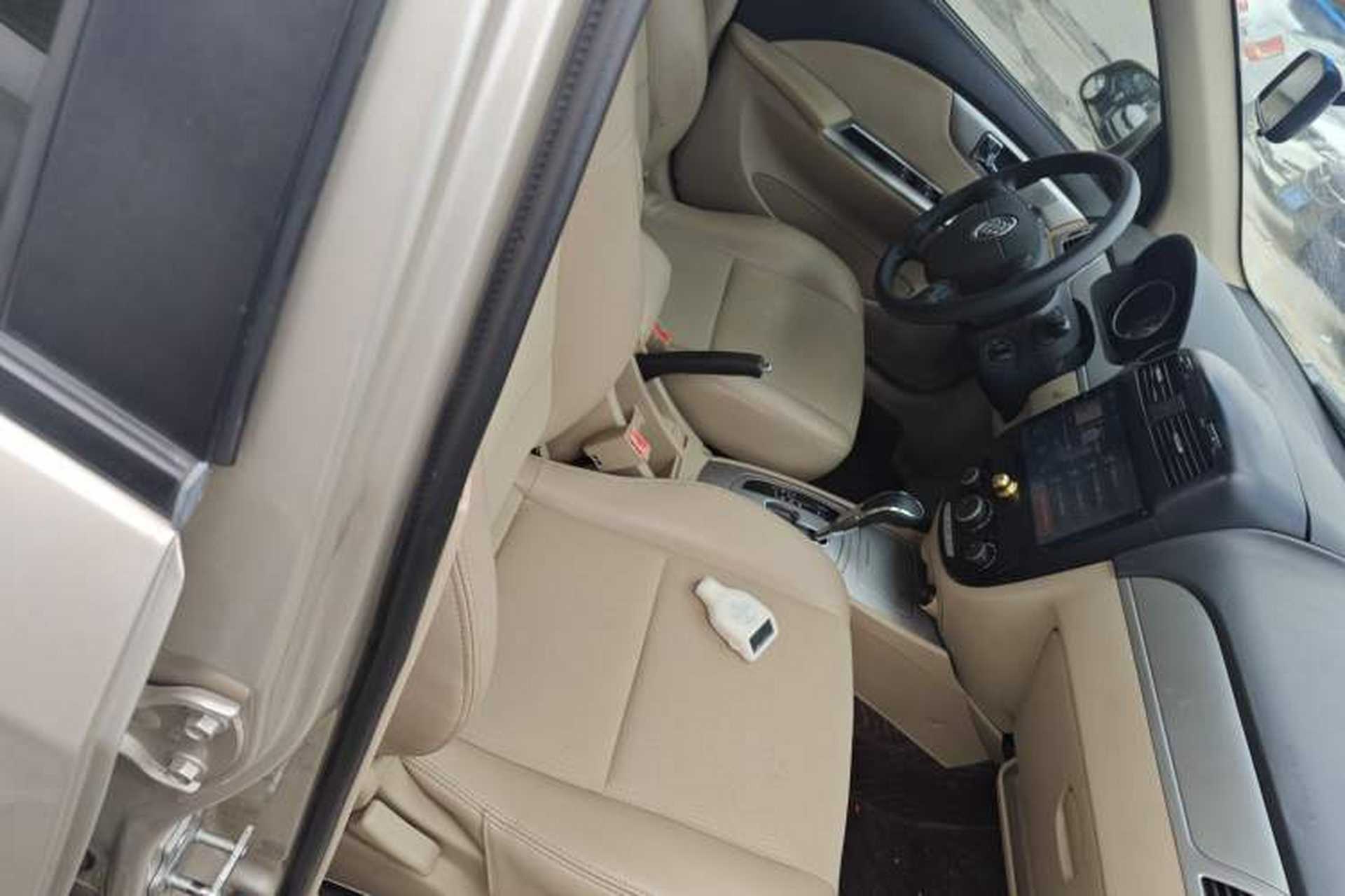 Used Buick Excelle 2013 1.5L Automatic Classic Model Right Front Seat