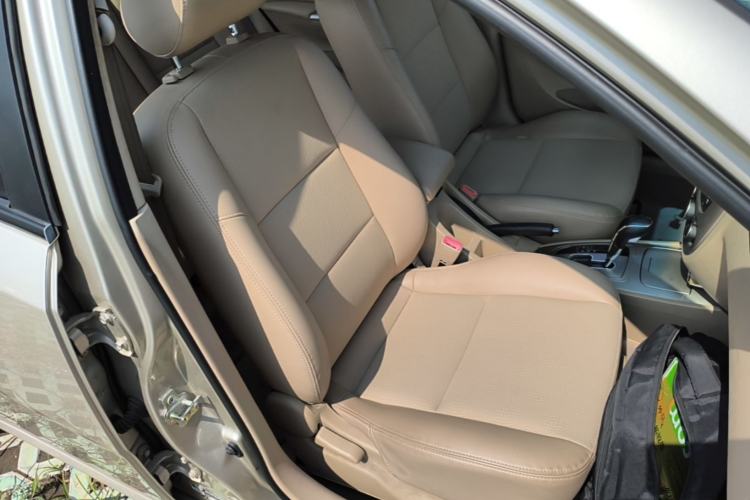 Used Buick Excelle 2013 1.5L Automatic Classic Model Right Front Seat