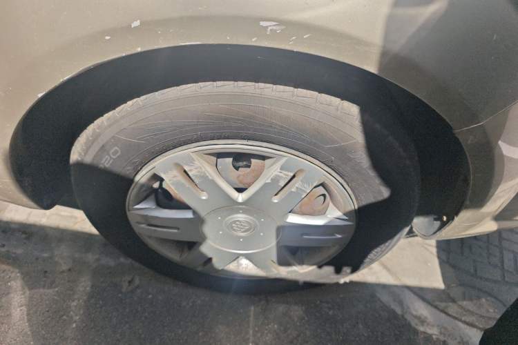 Used Buick Excelle 2013 1.5L Manual Classic Model Right Front Wheel Hub