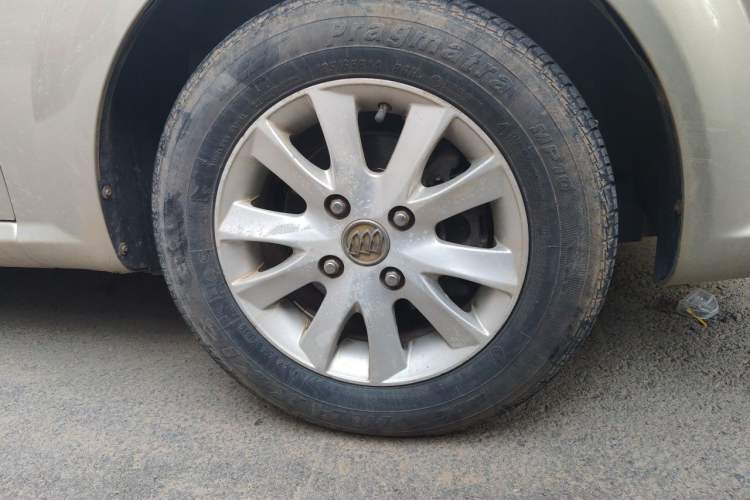 Used Buick Excelle 2013 1.5L Manual Classic Model Right Front Wheel Hub