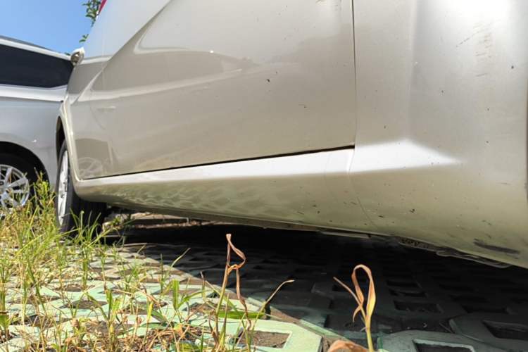Used Buick Excelle 2013 1.5L Automatic Classic Model Right Side Sill