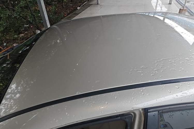 Used Buick Excelle 2013 1.5L Automatic Classic Model Roof