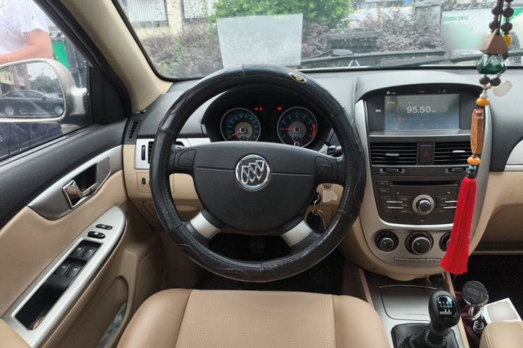 Used Buick Excelle 2013 1.5L Manual Classic Model Steering Wheel