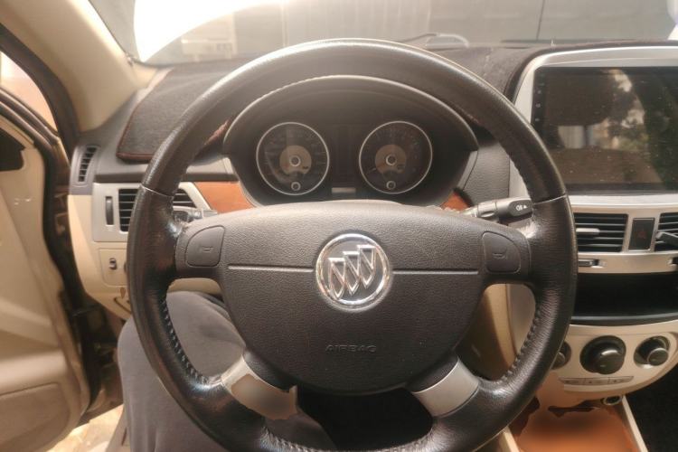 Used Buick Excelle 2013 1.5L Manual Luxury Model Steering Wheel