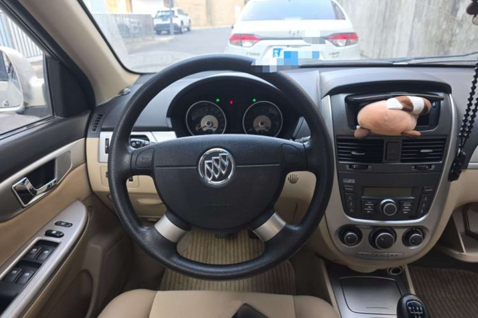 Used Buick Excelle 2013 1.5L Manual Classic Model Steering Wheel
