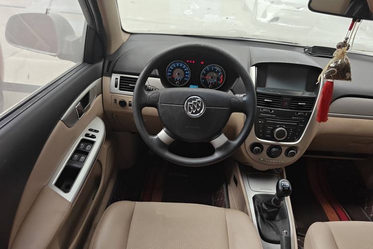 Used Buick Excelle 2013 1.5L Manual Classic Model Steering Wheel