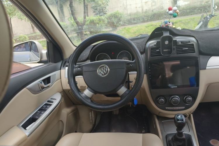 Used Buick Excelle 2013 1.5L Manual Classic Model Steering Wheel