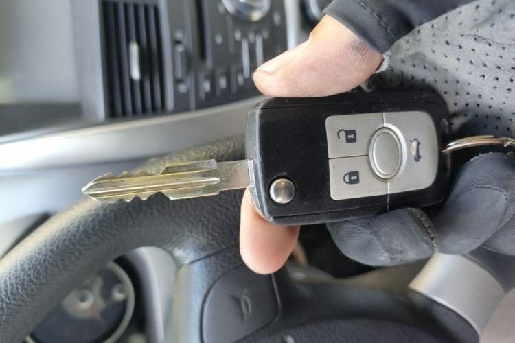 Used Buick Excelle 2013 1.5L Automatic Classic Model Vehicle Key