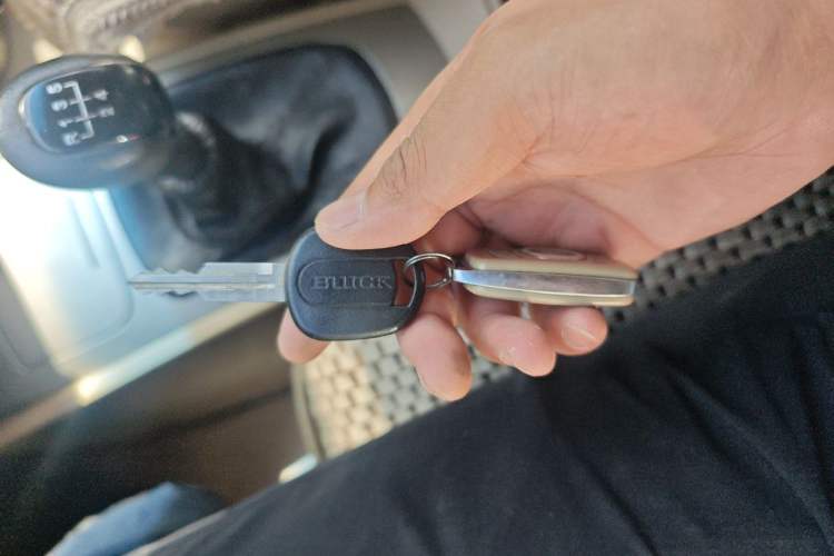 Used Buick Excelle 2013 1.5L Manual Classic Model Vehicle Key
