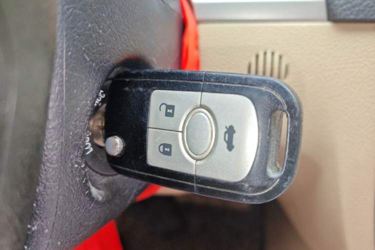 Used Buick Excelle 2013 1.5L Automatic Classic Model Vehicle Key