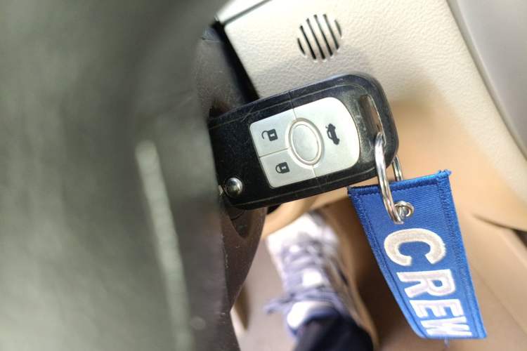 Used Buick Excelle 2013 1.5L Automatic Classic Model Vehicle Key
