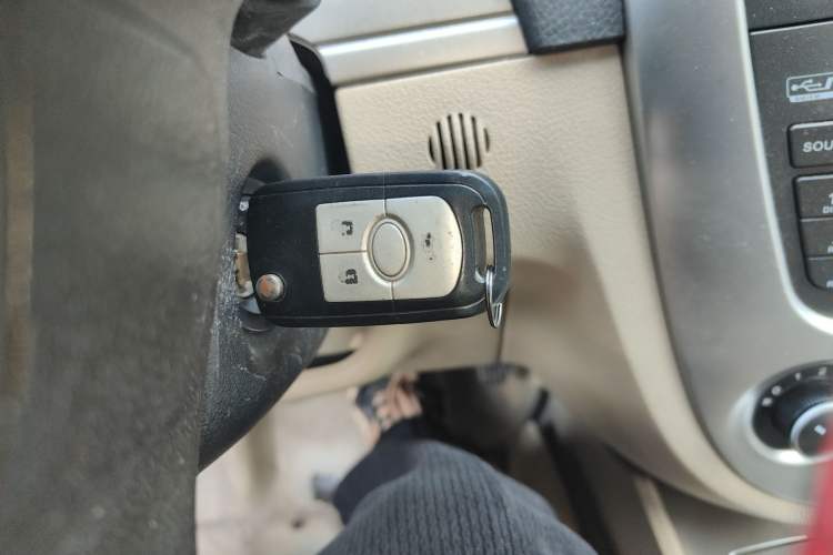 Used Buick Excelle 2013 1.5L Manual Classic Model Vehicle Key