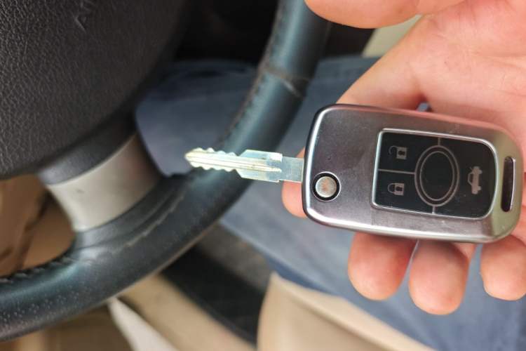Used Buick Excelle 2013 1.5L Automatic Classic Model Vehicle Key