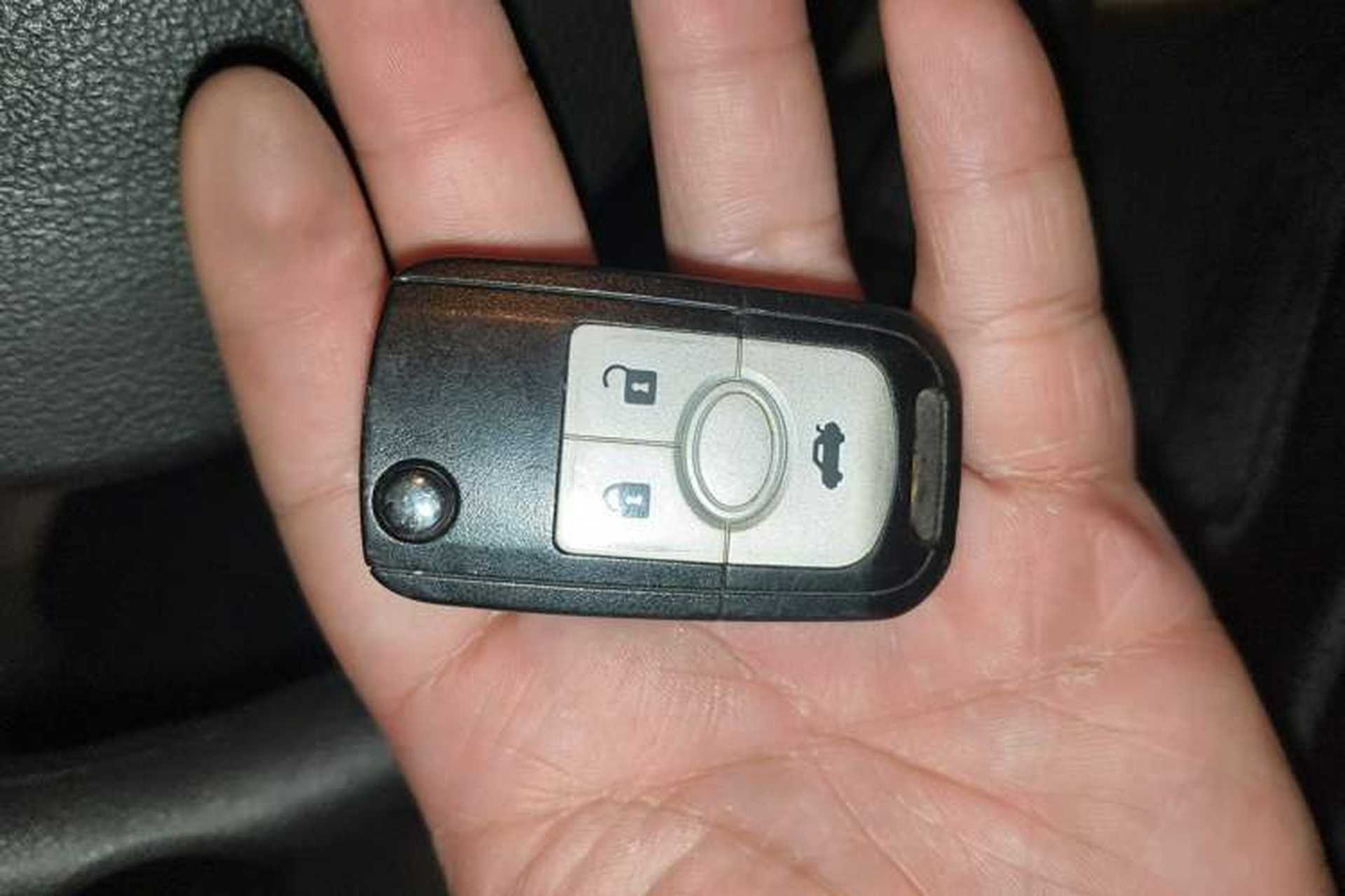 Used Buick Excelle 2013 1.5L Automatic Classic Model Vehicle Key