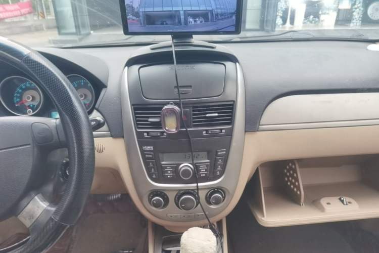Used Buick Excelle 2013 1.5L Automatic Classic Model Audio And AC Panel