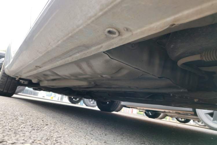 Used Buick Excelle 2013 1.5L Automatic Classic Model Chassis Rear Left