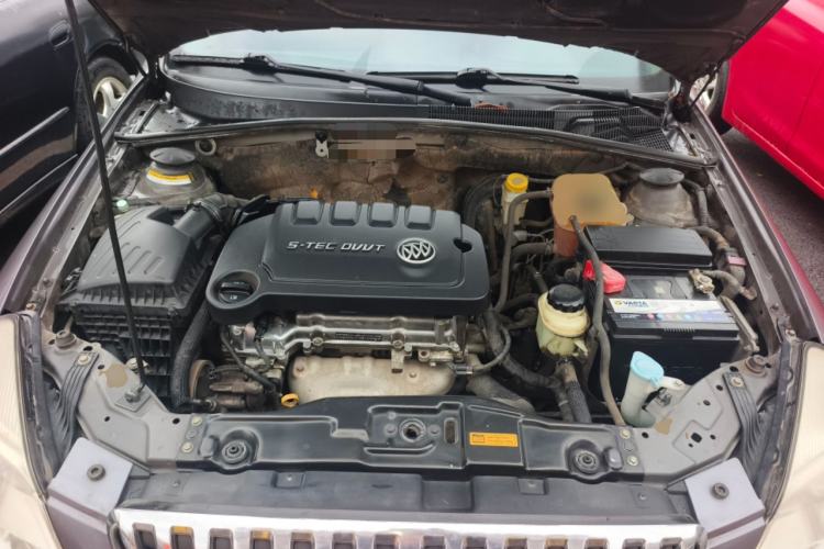 Used Buick Excelle 2013 1.5L Manual Luxury Model Engine Bay