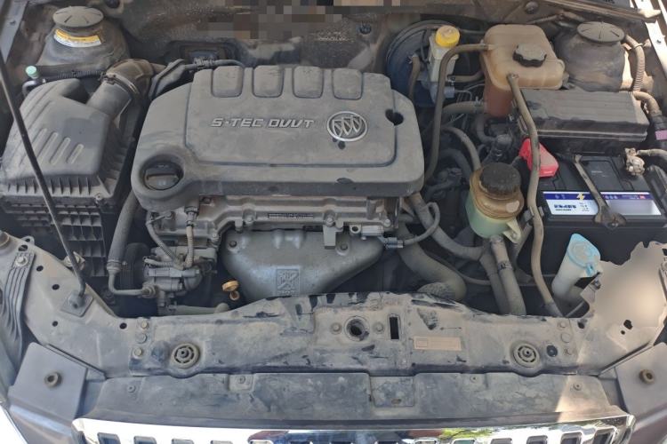 Used Buick Excelle 2013 1.5L Manual Classic Model Engine Bay