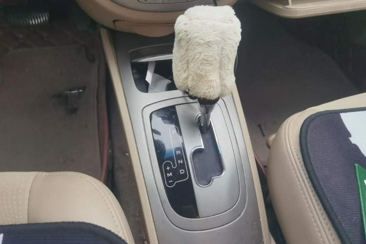 Used Buick Excelle 2013 1.5L Automatic Classic Model Gear Lever