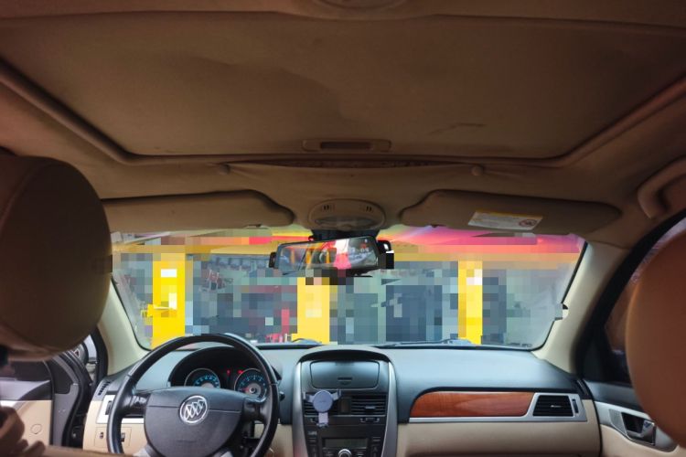Used Buick Excelle 2013 1.5L Manual Luxury Model Headliner