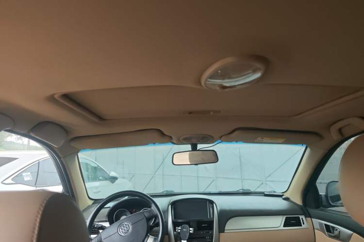 Used Buick Excelle 2013 1.5L Manual Classic Model Headliner