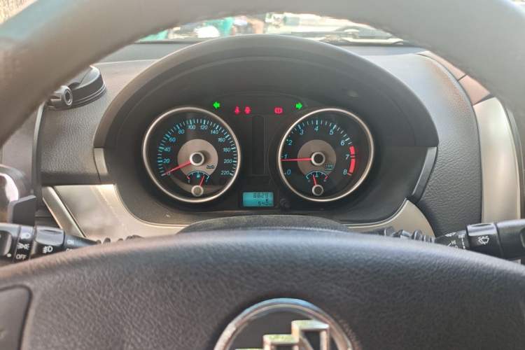 Used Buick Excelle 2013 1.5L Manual Classic Model Instrument Cluster