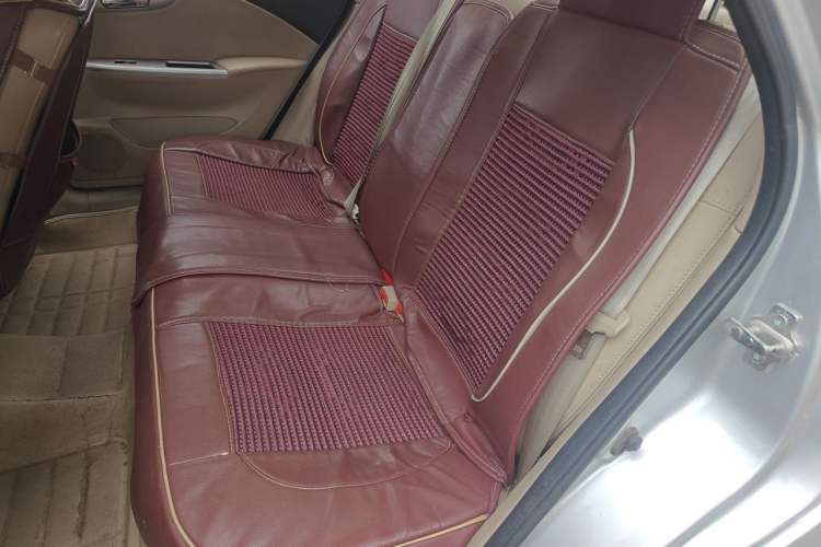 Used Buick Excelle 2013 1.5L Manual Classic Model Left Rear Seat