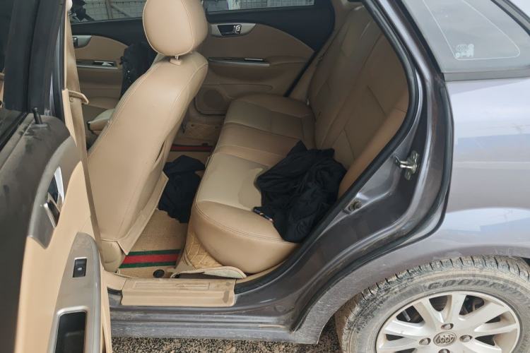 Used Buick Excelle 2013 1.5L Manual Classic Model Left Rear Seat