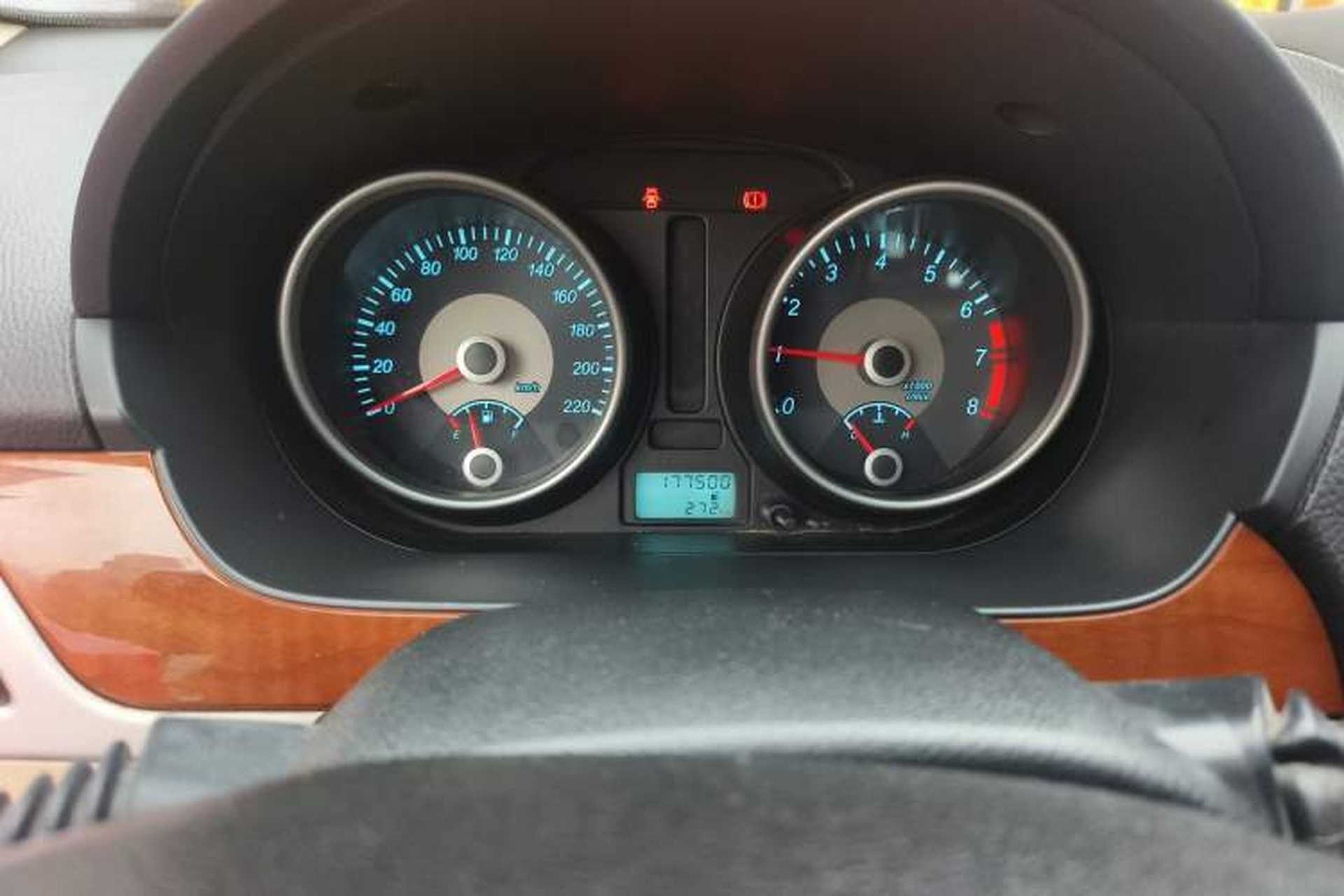 Used Buick Excelle 2013 1.5L Manual Luxury Model Odometer Close Up