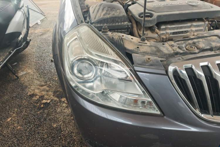 Used Buick Excelle 2013 1.5L Manual Classic Model Right Front Headlight