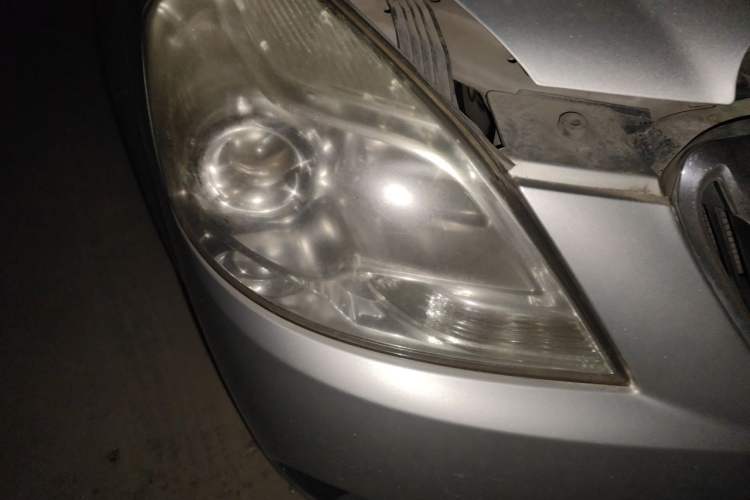 Used Buick Excelle 2013 1.5L Manual Luxury Model Right Front Headlight