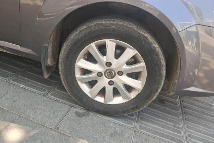 Used Buick Excelle 2013 1.5L Manual Classic Model Right Front Wheel Hub