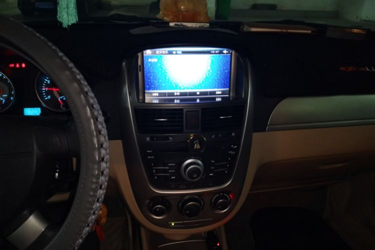 Used Buick Excelle 2013 1.5L Manual Classic Model Audio And AC Panel