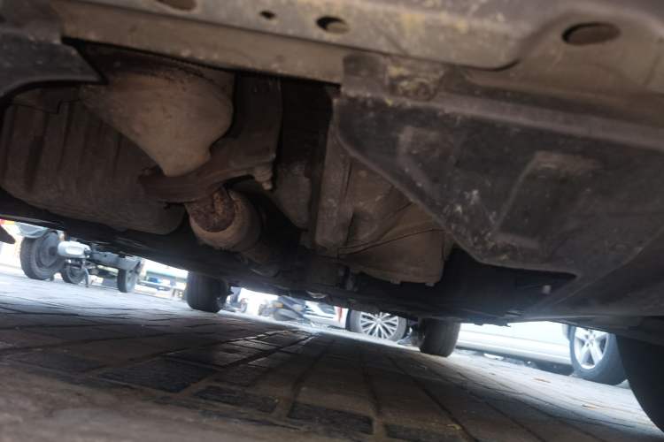 Used Buick Excelle 2013 1.5L Manual Classic Model Chassis Front